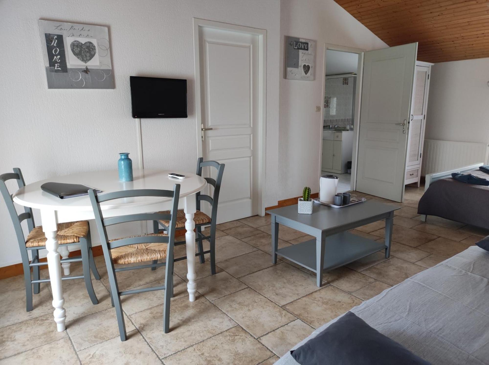 Bed and Breakfast Les Chenets Chenay  Exterior foto