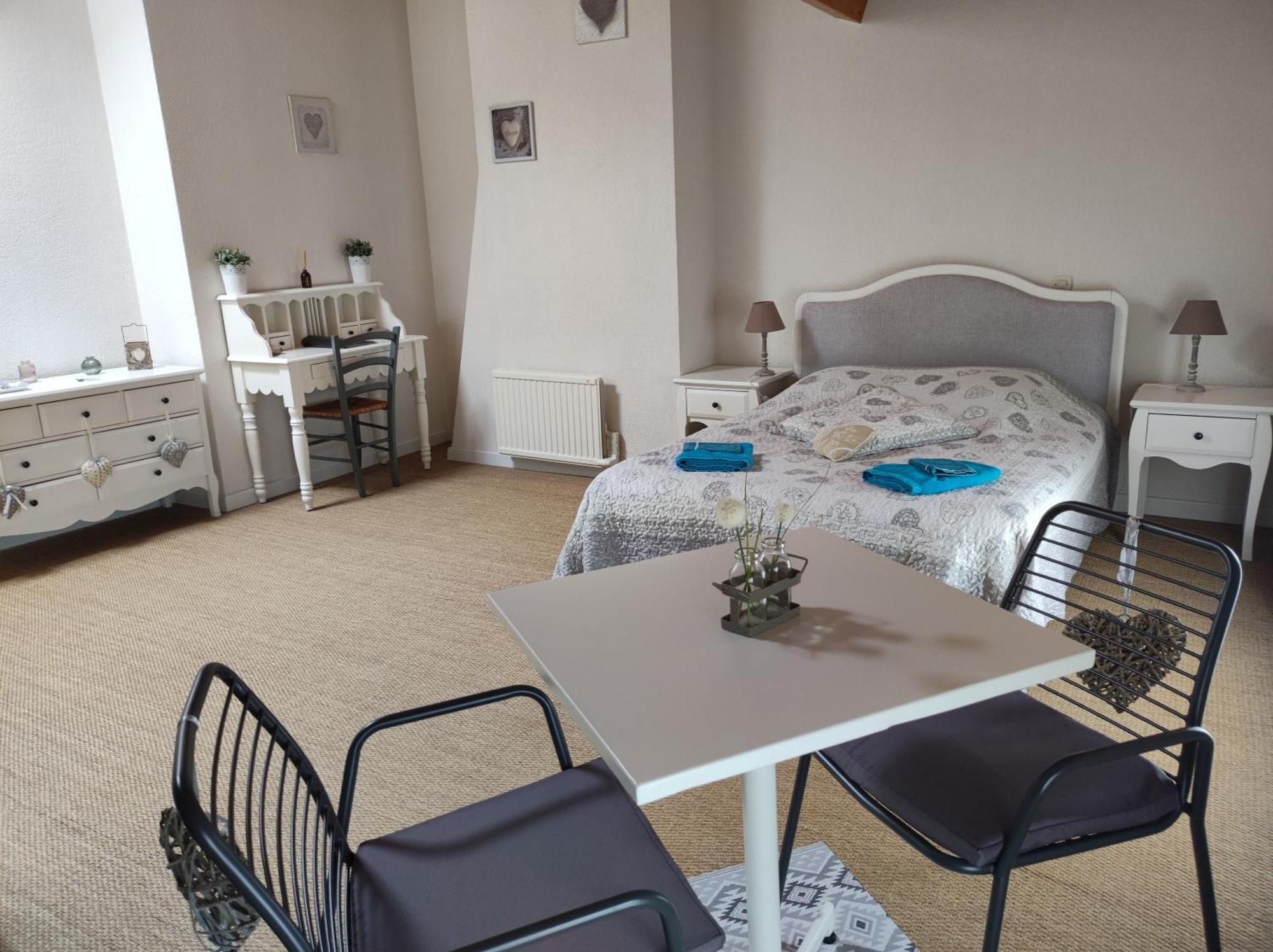 Bed and Breakfast Les Chenets Chenay  Exterior foto